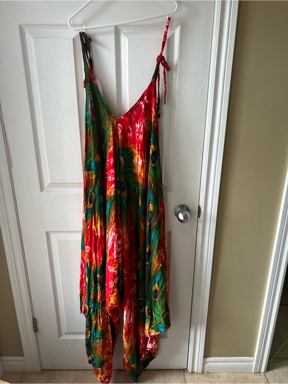 Red Peacock-Print Tie-Strap Women's Summer Romper